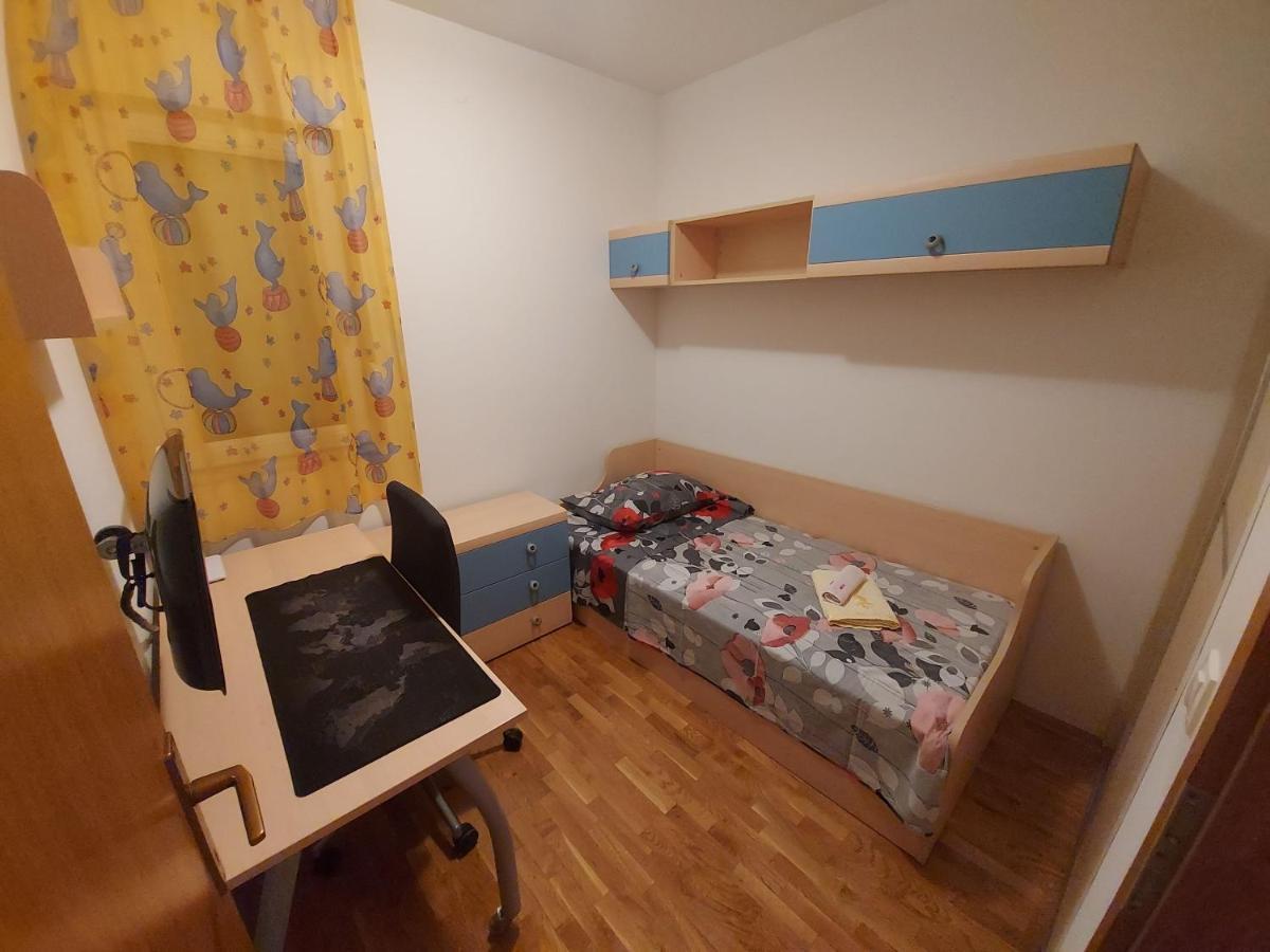 Appartamento Abbadessa Kaštela Esterno foto